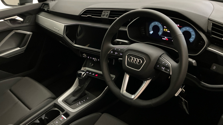 Audi Q3 35 TDI Sport 5dr S Tronic Diesel Estate